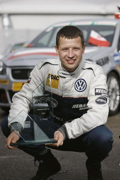 Sieger im VW Polo Cup 2009: Maciek Steinhof. Foto: VW/auto-reporter.net 